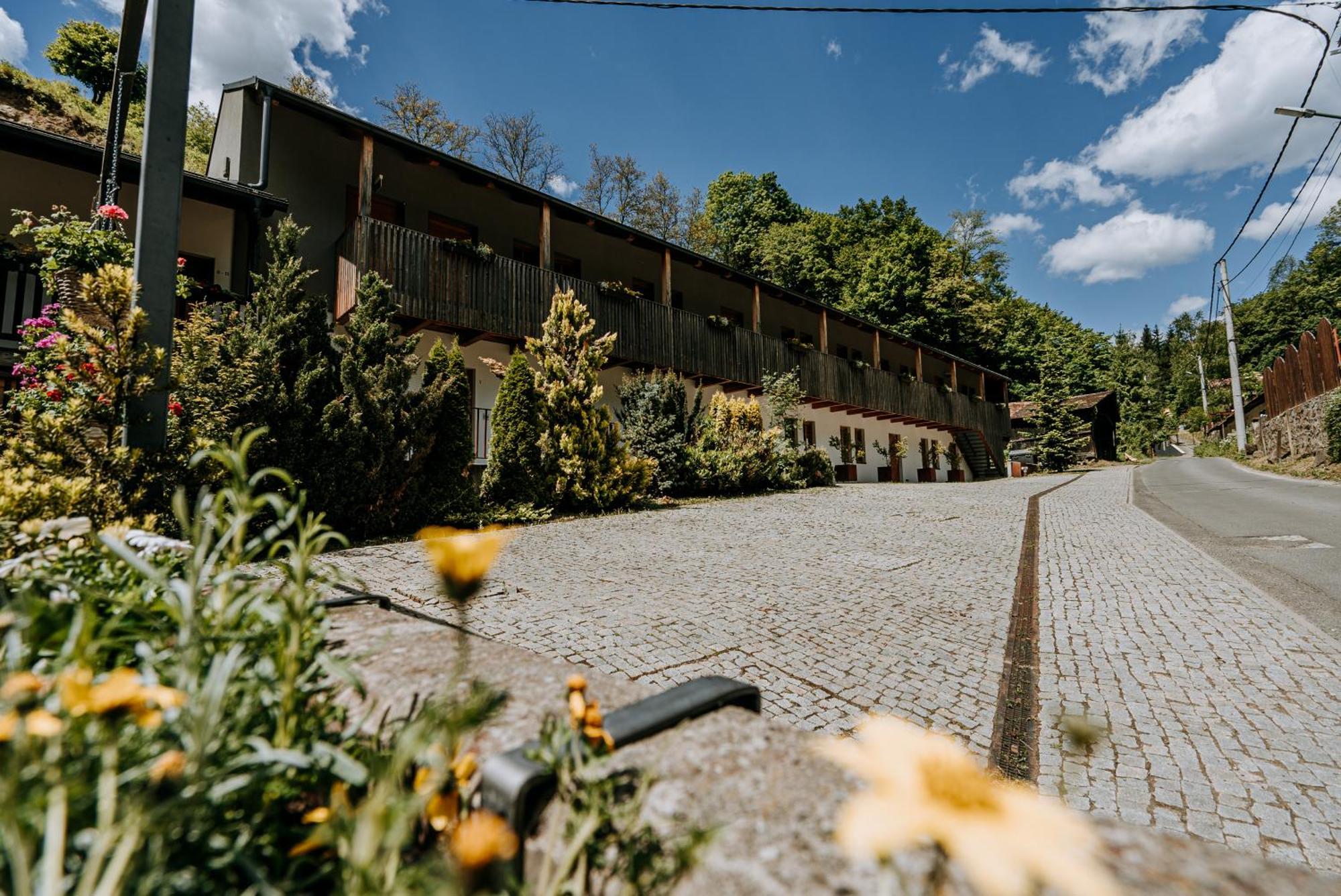Penzion Bansky Dom Banska Stiavnica Exterior photo