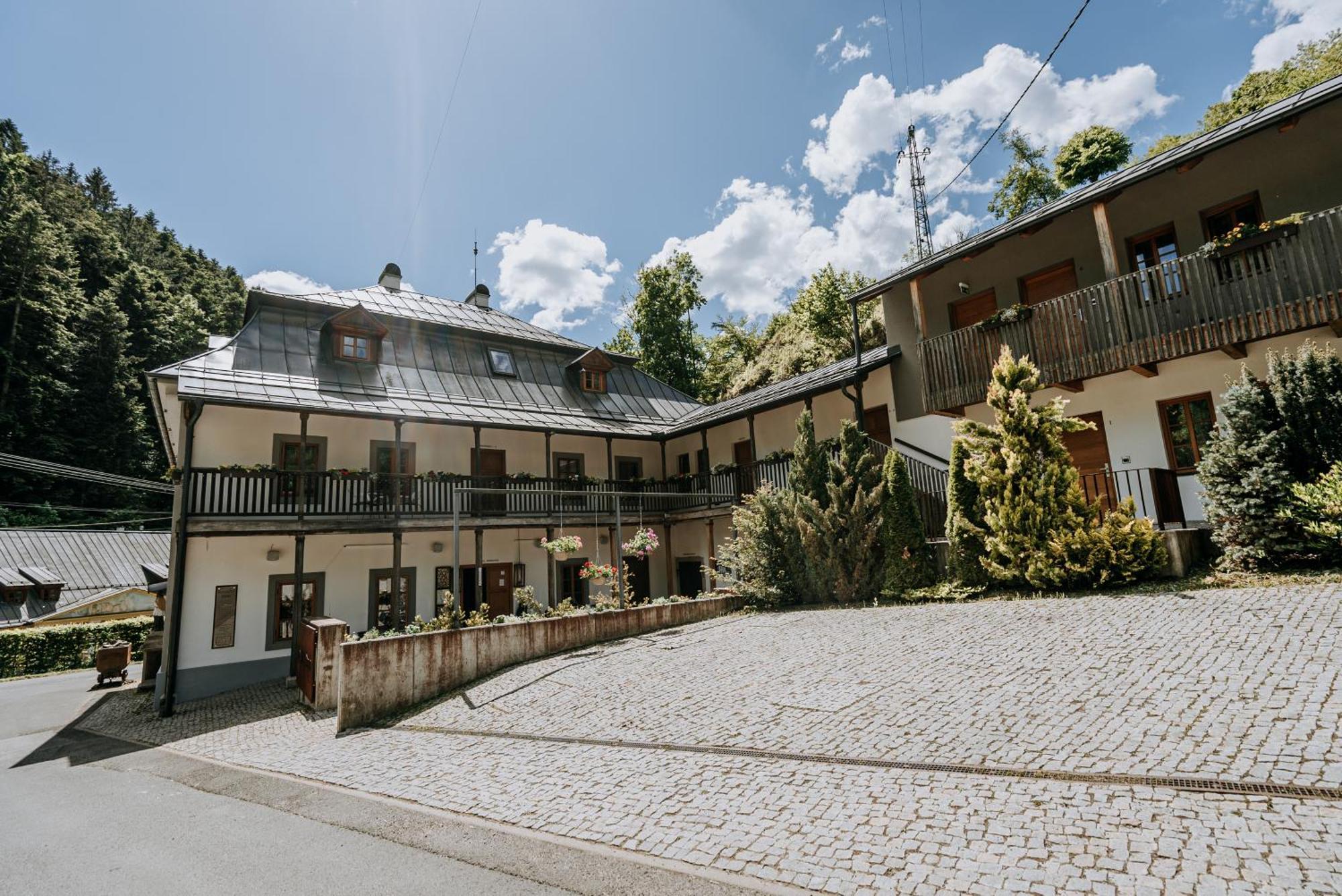 Penzion Bansky Dom Banska Stiavnica Exterior photo